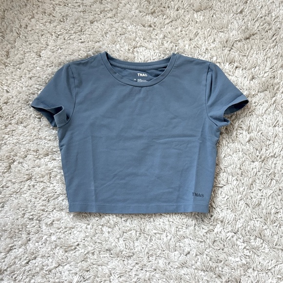 Aritzia TNA Hold-It Ortiz Cropped T-Shirt — Stratus Blue - Picture 4 of 12